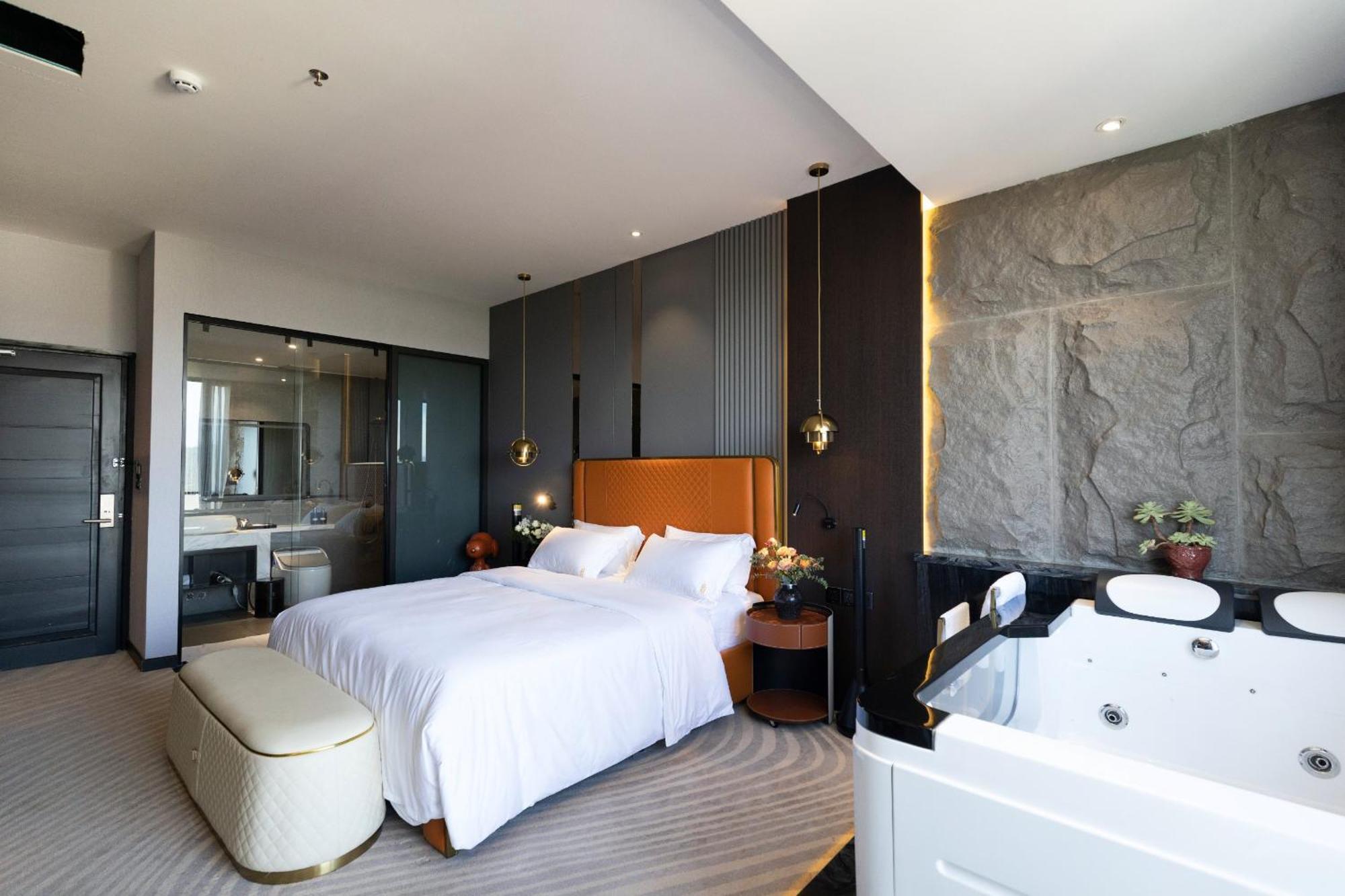 New Century Hotel - Dalat Exterior photo